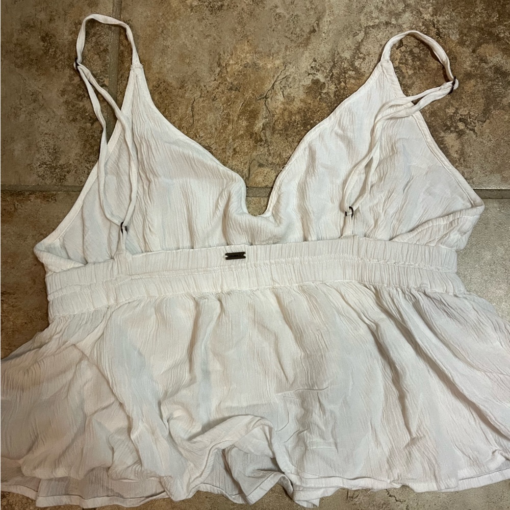 O’Neill Dressy crop top.